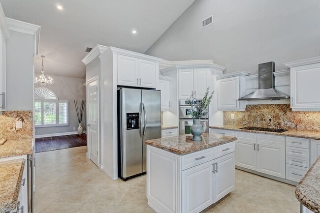 Photo - 139 Brookhaven Ct