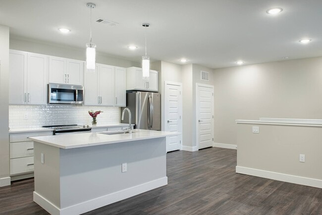 Icon Apartment Homes at Ferguson Farm