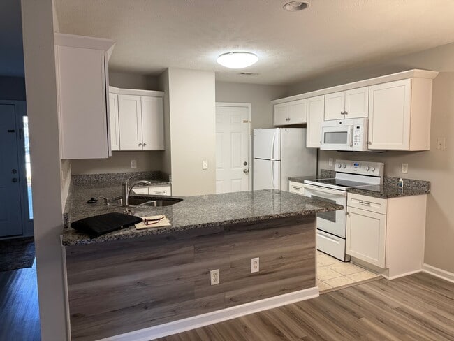 Photo - 617A 15th Ave S