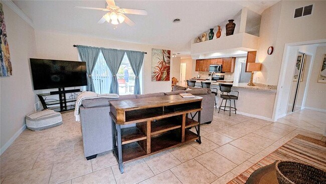 Photo - 881 Bayshore Dr