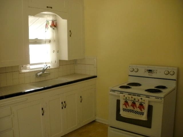 Photo - 216 Rosewood Ave