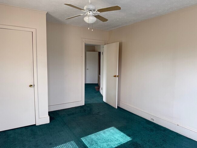 Photo - 135 Amory St Unit 5