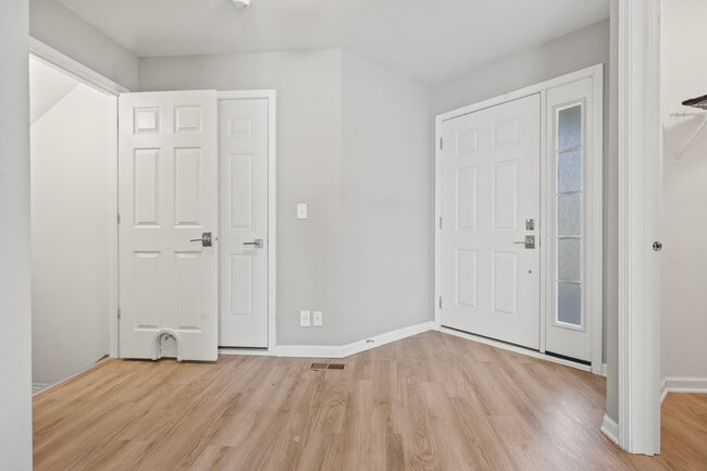 Photo - 7077 Hidden Green Cir