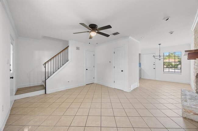 Photo - 204 Northwest Dr Unidad A