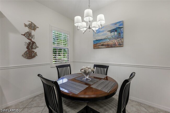 11072 Esteban Dr
