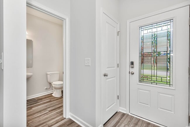 Photo - 1129 Boswell Ct