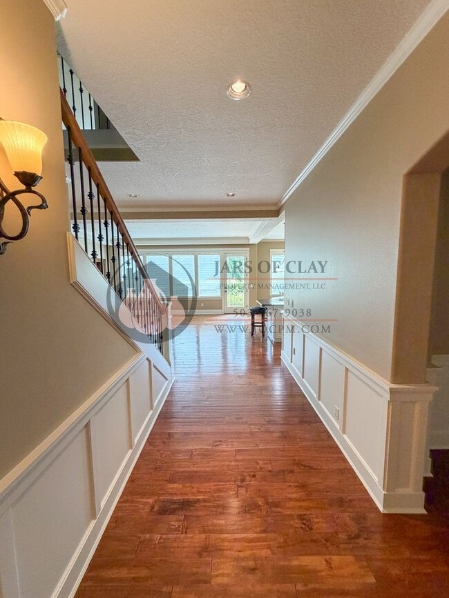 Photo - 2752 Tukwila Dr