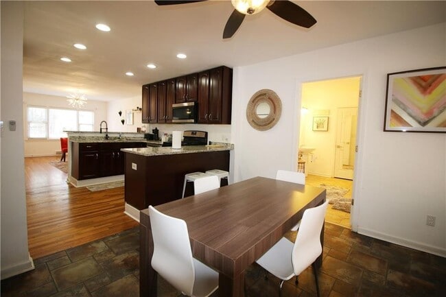 Photo - 1875 Brewer Blvd SW