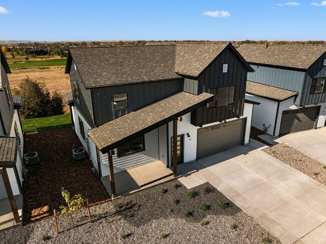 Lock-and-Leave Luxury Living — Lawn Care & Snow Removal Included! - Lock-and-Leave Luxury Living — Lawn Care & Snow Removal Included!