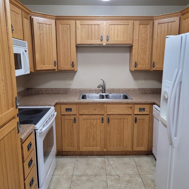 Photo - Heber Ranch Landing Condo Unit #B204