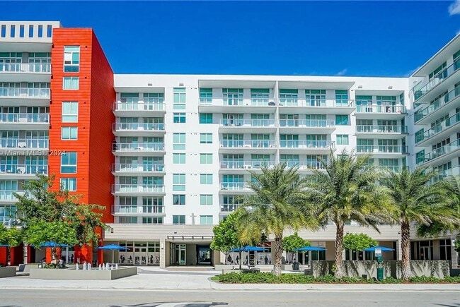 Building Photo - 1 Bed / 2 Bath Unit 3-218