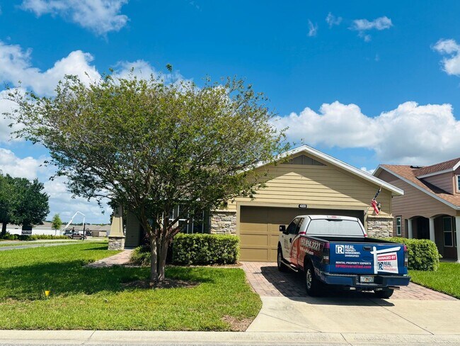 Photo - Beautiful move in ready, large 2/2 in Ocala Preserve - All ages