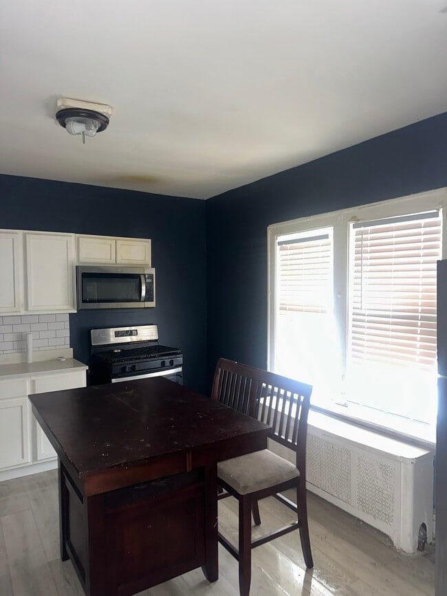 Photo - 154 W 118th St