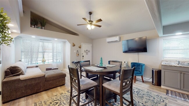 Photo - 4507 W Bayshore Dr