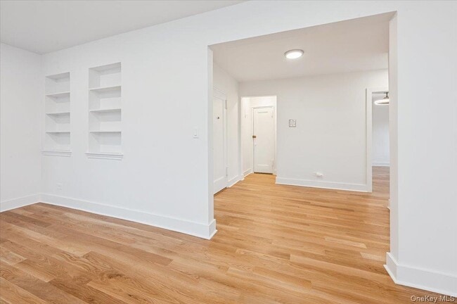 Photo - 13 Sunnybrook Rd Unit 3D