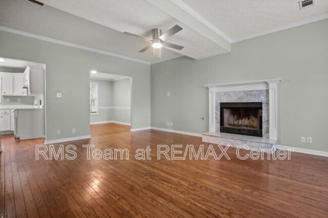 Photo - 46 Stonehedge Ct