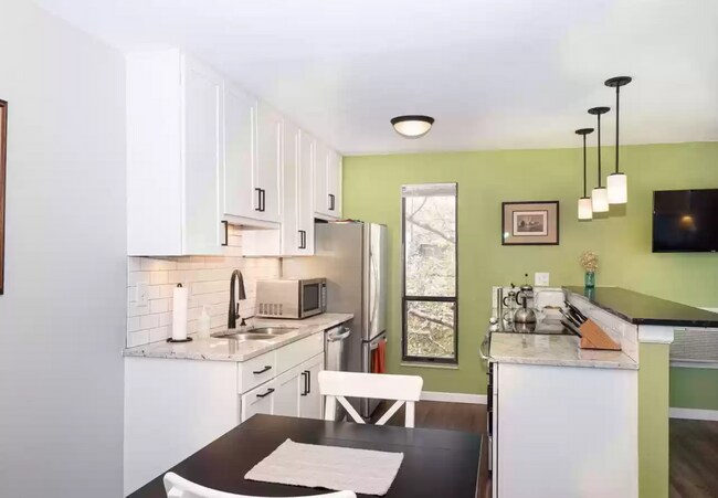 Photo - CHARMING 2 Bed 2 Bath Condo in Boulder - Available August 7th! Unit 201