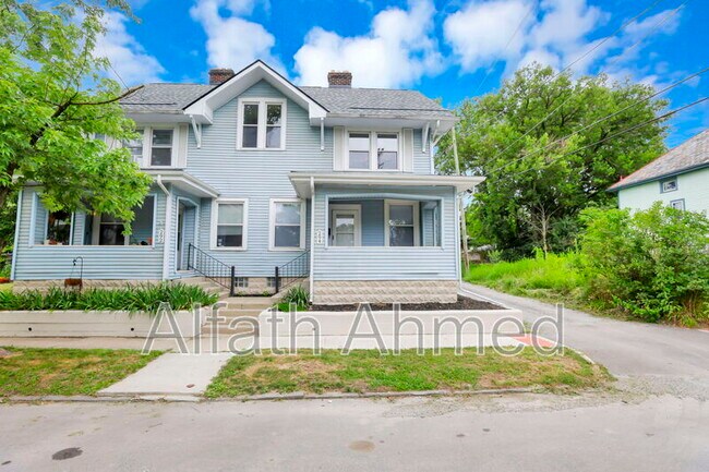 Photo - 294 Wyandotte Ave