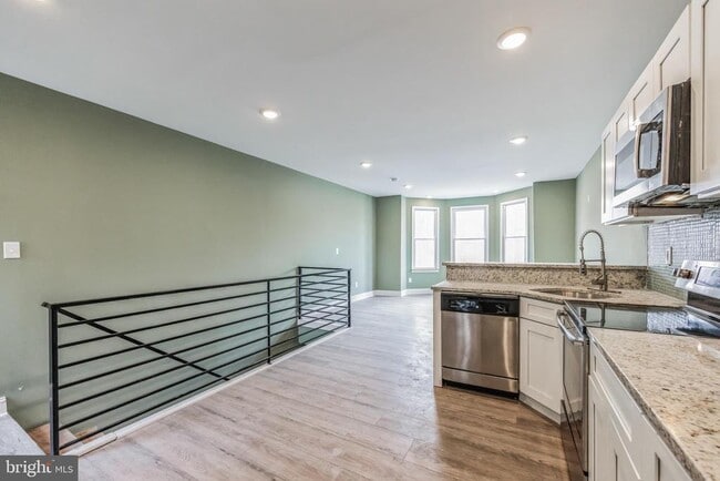 Photo - 2824 N 22nd St