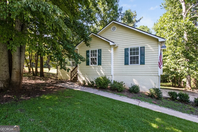 Building Photo - 40 Richmond Pl