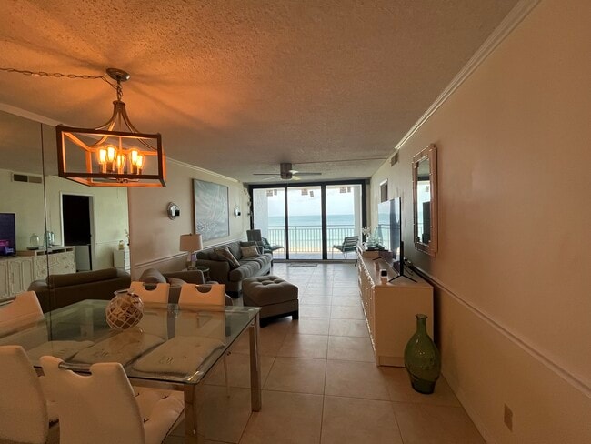 10102 S Ocean Dr Unit 409