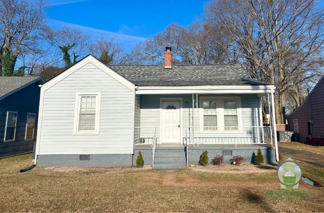 Building Photo - 305 Perry Rd