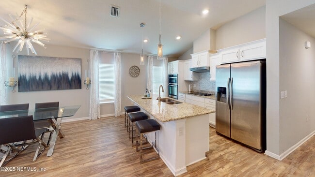 Photo - 350 Hepburn Rd