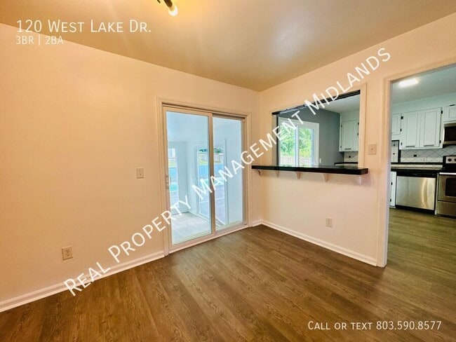 Photo - 120 W Lake Dr