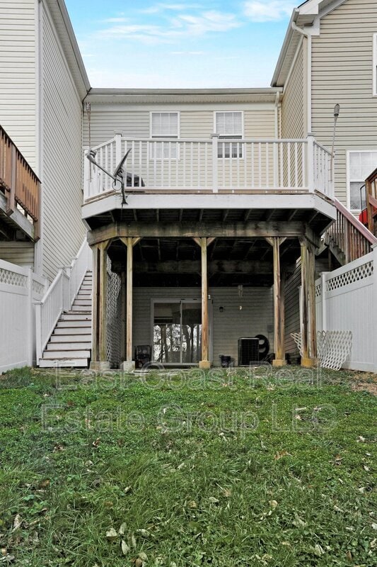 Photo - 779 Monet Dr