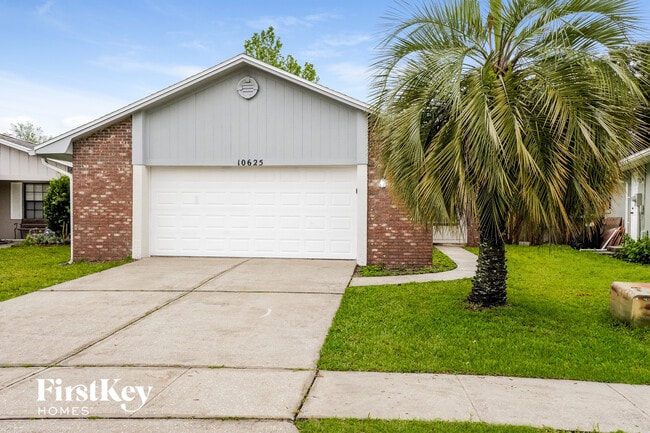 Building Photo - 10625 Wyndcliff Dr