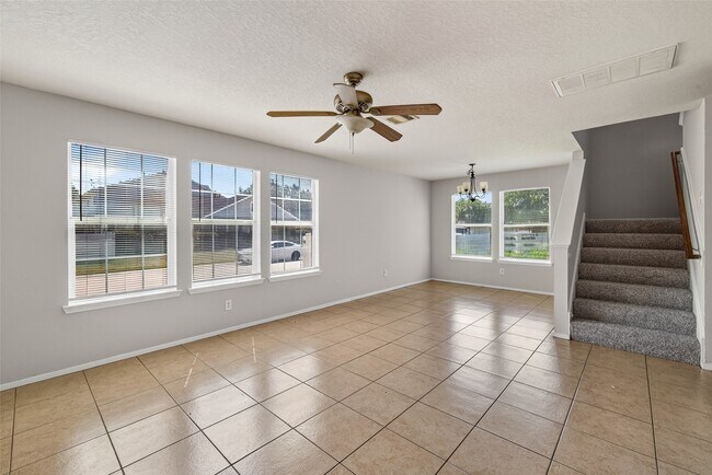 Photo - 6309 Settlers Square Ln