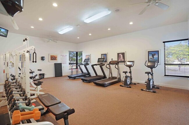 Photo - 1240 S Military Trail Unidad 1121