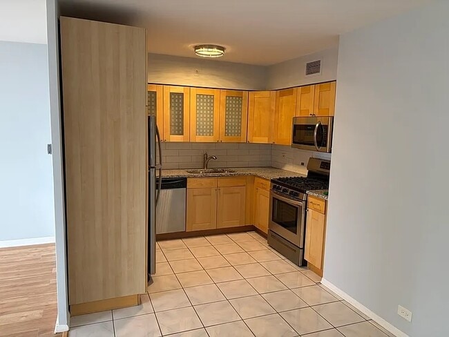Photo - 1000 N Lake Shore Dr Unit 2204
