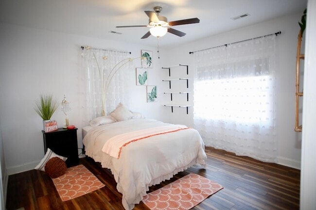 1313 Emerald View Ct