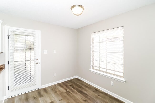 Photo - 1021 Crayton Ridge Dr