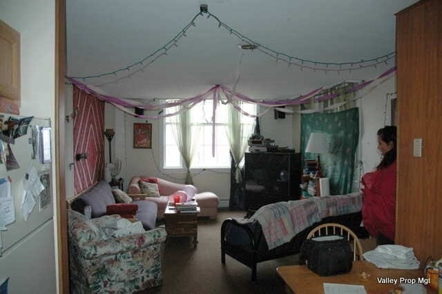 Photo - 1381 S East St