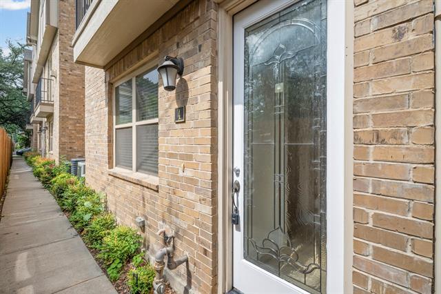 Photo - 4144 Grassmere Ln