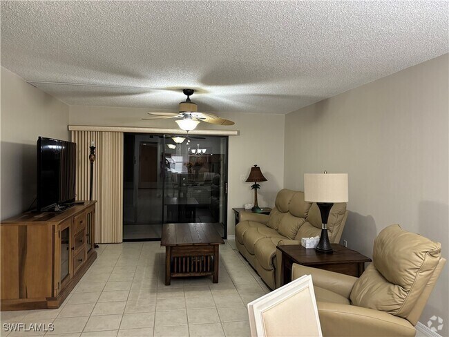 Building Photo - 9315 Central Park Dr Unit 103R Rental