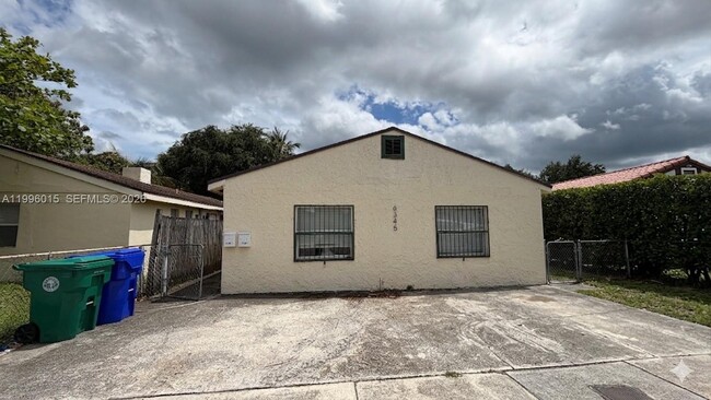 Building Photo - 6345 N Miami Ave Unit 1