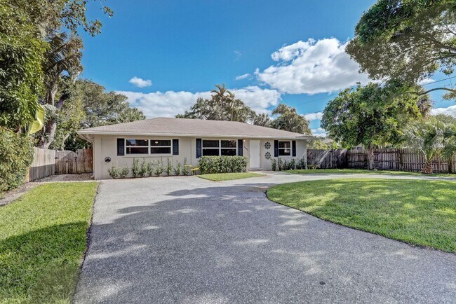 Photo - 2545 Venice Dr