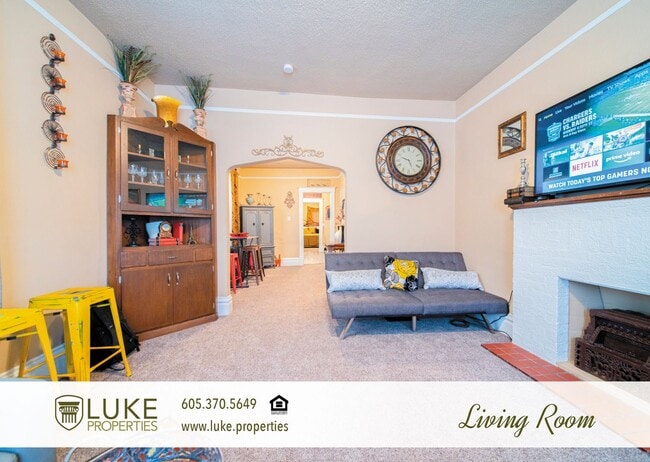 Photo - 803 1/2 S Main Ave-