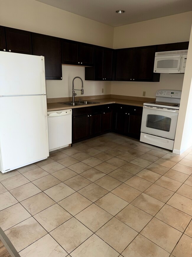 Photo - Keith Hilltop Terrace 55+ Living