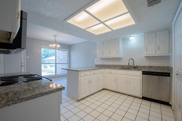 Photo - 5406 Kingfisher Rd