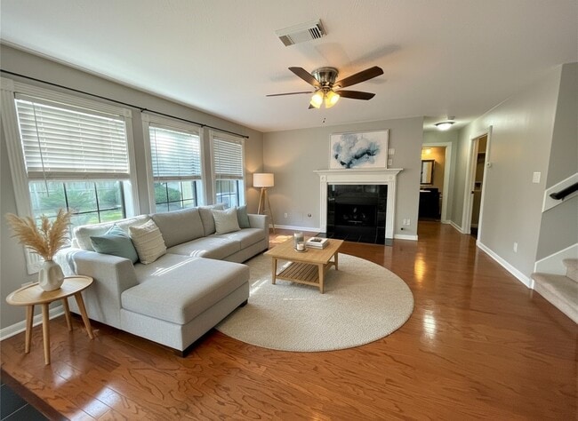 Building Photo - 16002 Speyburn Ct