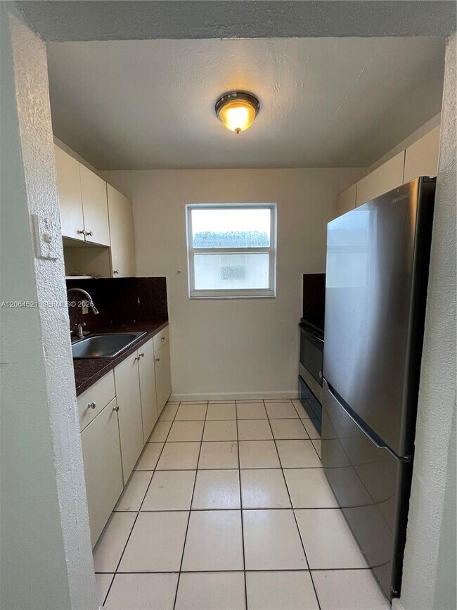 Photo - 1243 NW 61st St Unit 3