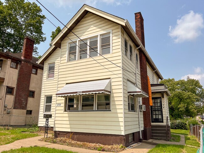 2731 Eden Ave