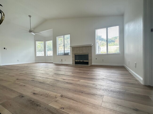 Photo - 22930 Banyan Pl