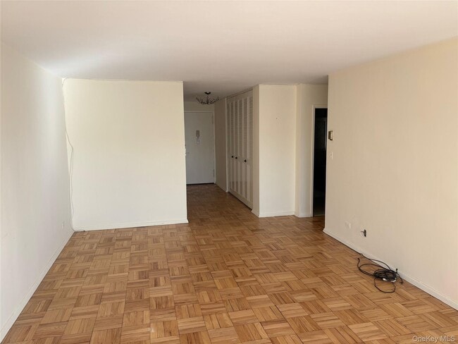 Photo - 17-85-85 215th St Unit 3E