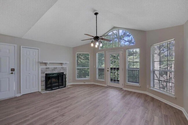 Photo - 1215 Waterville Ct Unit 235