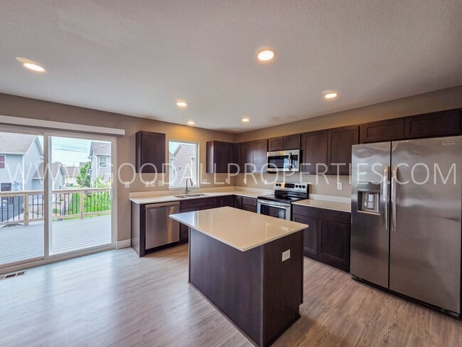 Photo - 4-Bedroom, 3.5-Bath Home with Walkout Finished Basement in Norwalk